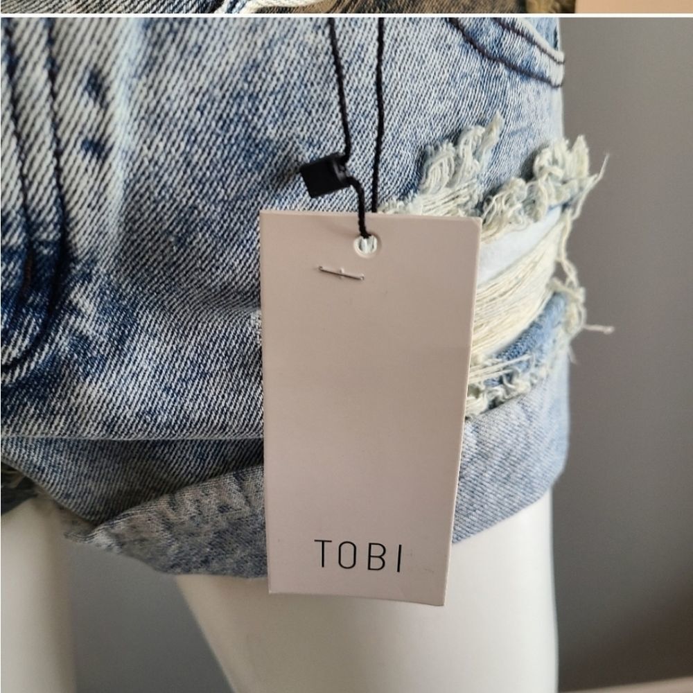 TOBI Distressed Jean Shorts Womens Size 27 NEW WITH TAGS - Picture 9 of 10